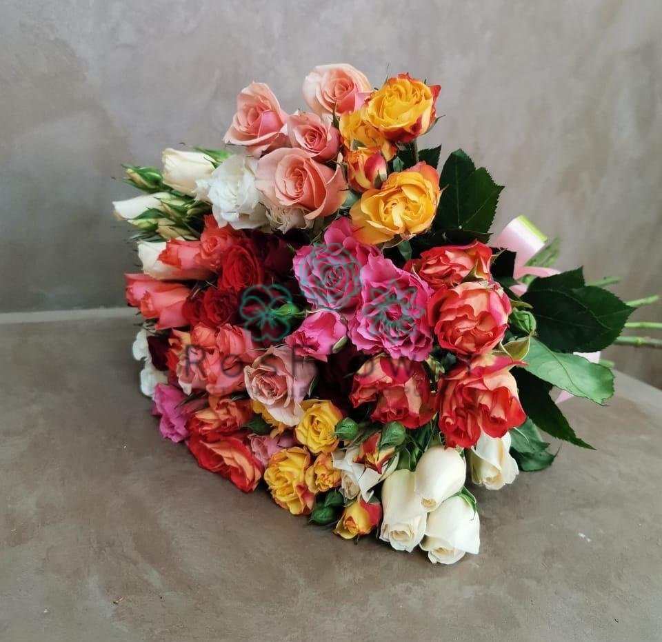 Букет цветов из: Розы в Молоково