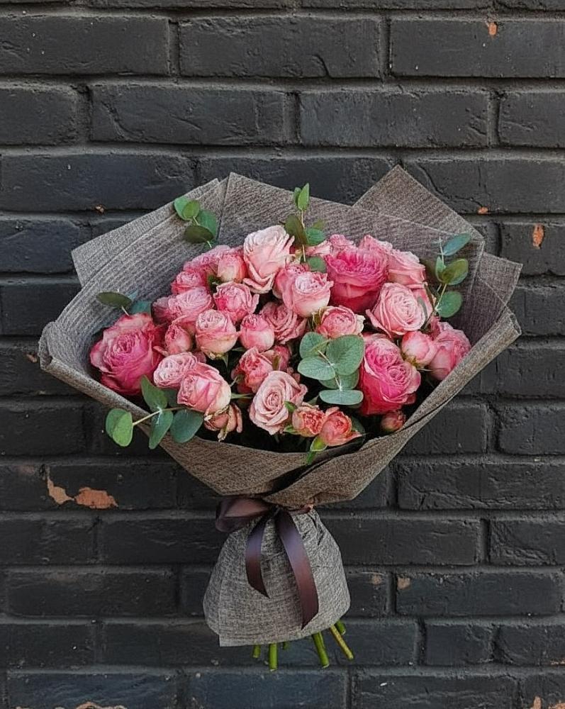 Букет цветов из: Розы в Молоково