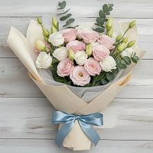 Букет цветов из:  Лизиантусы в Молоково