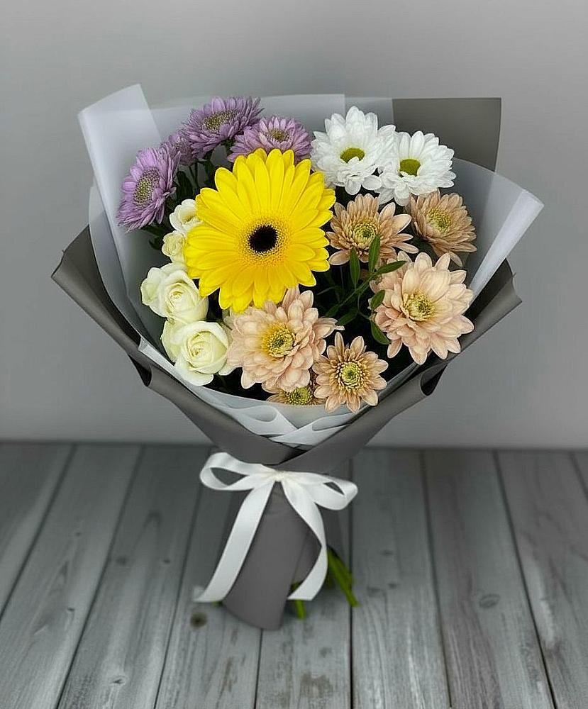 Букет цветов из: Розы, Герберы и Хризантемы в Молоково
