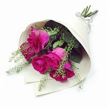 Букет цветов из:  Розы в Молоково