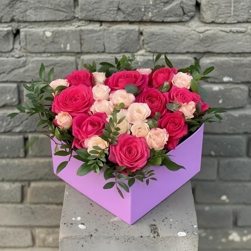 Цветочная композиция из Розы в коробке в Молоково