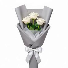 Букет 3 белые розы в Молоково