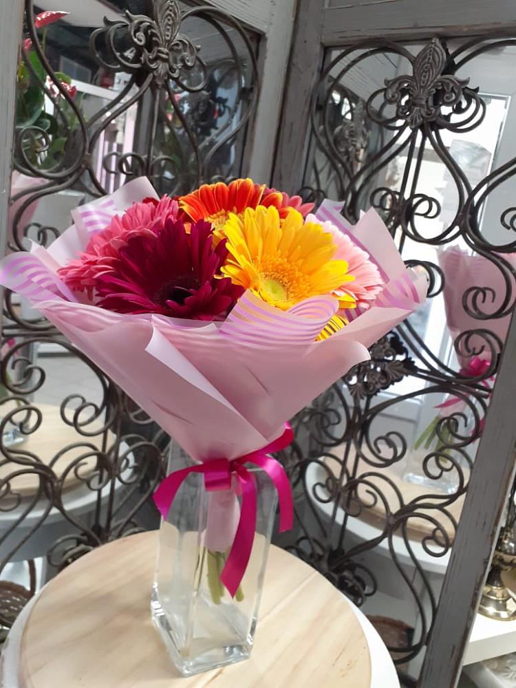 Букет цветов из: Герберы в Молоково