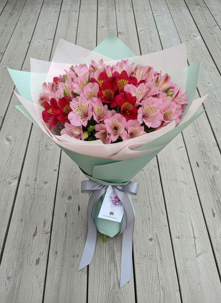 Букет цветов из: Альстромерии в Молоково