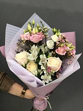 Букет цветов из:  Альстромерии, Розы и Лизиантусы #REPLACE_PRED# Молоково