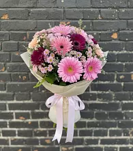 Букет цветов из:  Герберы и Хризантемы в Молоково