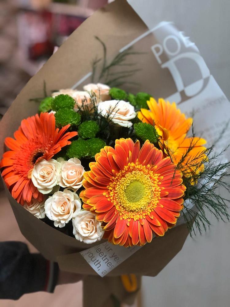 Букет цветов из: Герберы, Хризантемы и Розы в Молоково