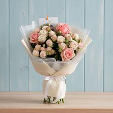 Букет цветов из:  Розы в Молоково